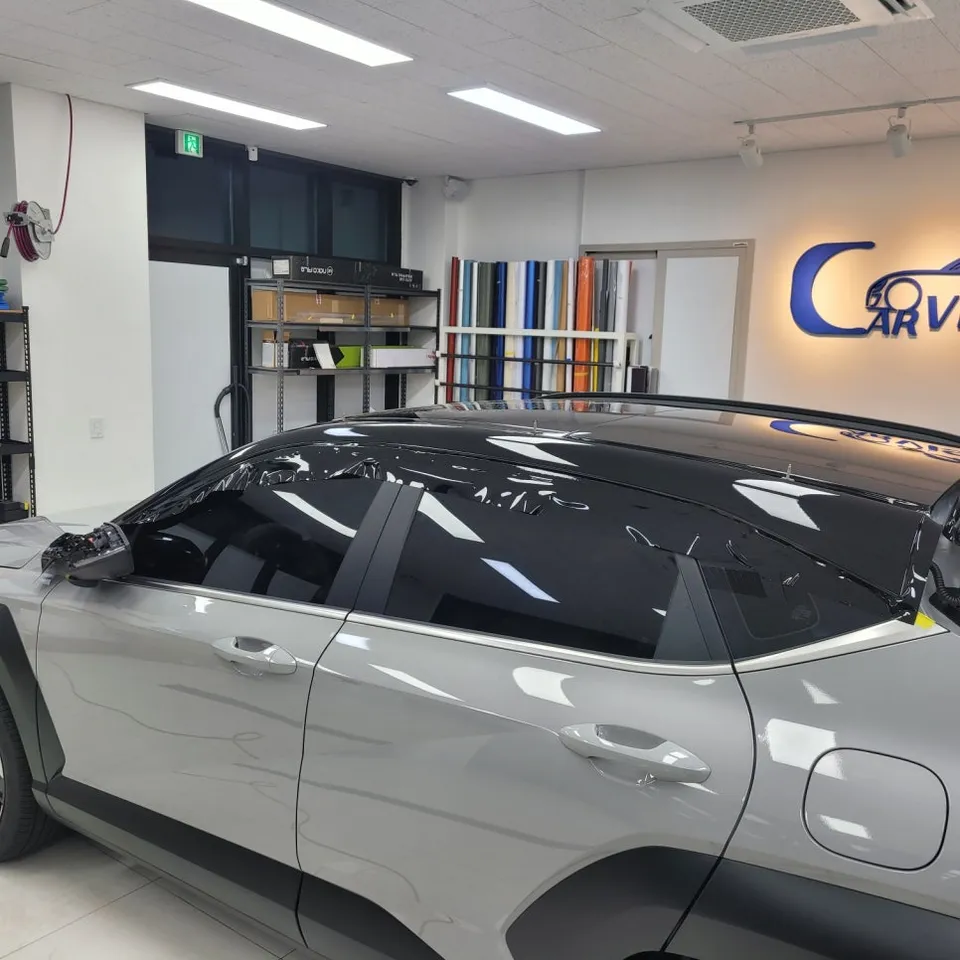 Hyundai Konaのカーラッピング事例|費用目安・仕上がり 施工写真 3-2