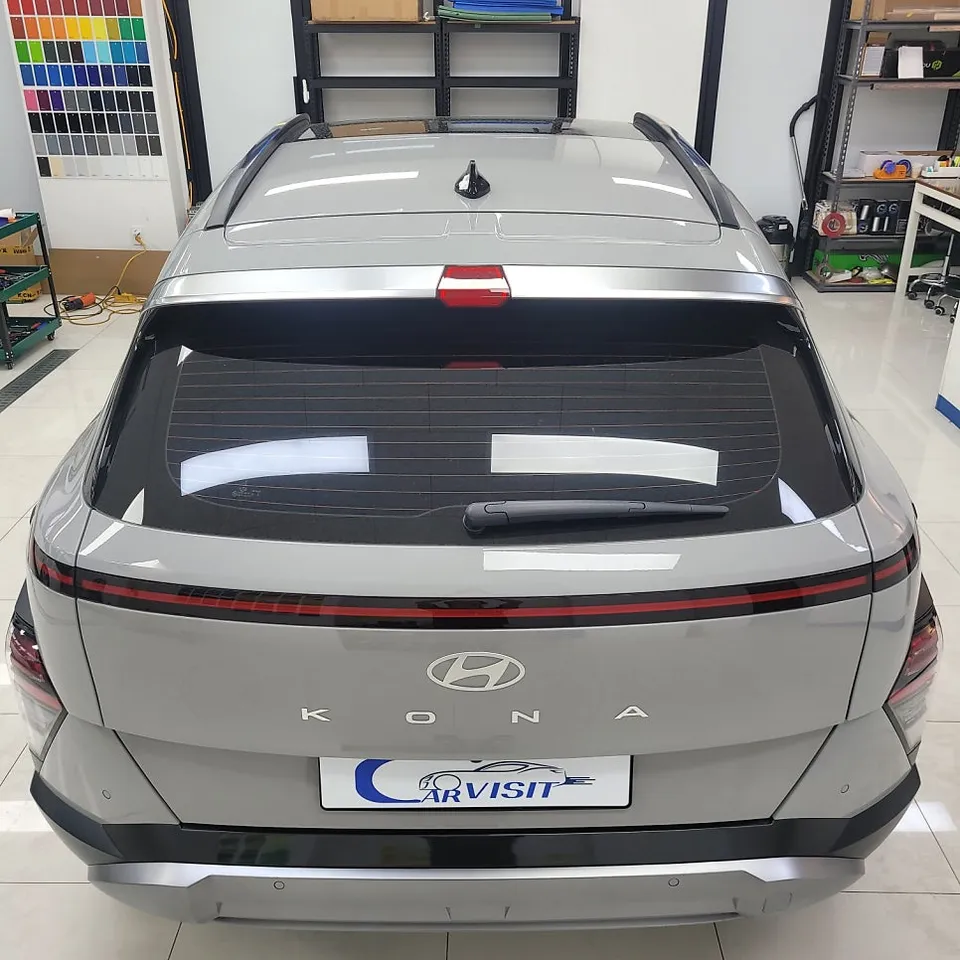 Hyundai Konaのカーラッピング事例|費用目安・仕上がり 施工写真 2-3
