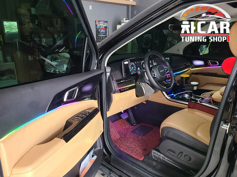 Kia Carnival KA4 Ambient Lighting Review — Enhanced Interior Mood photo 2