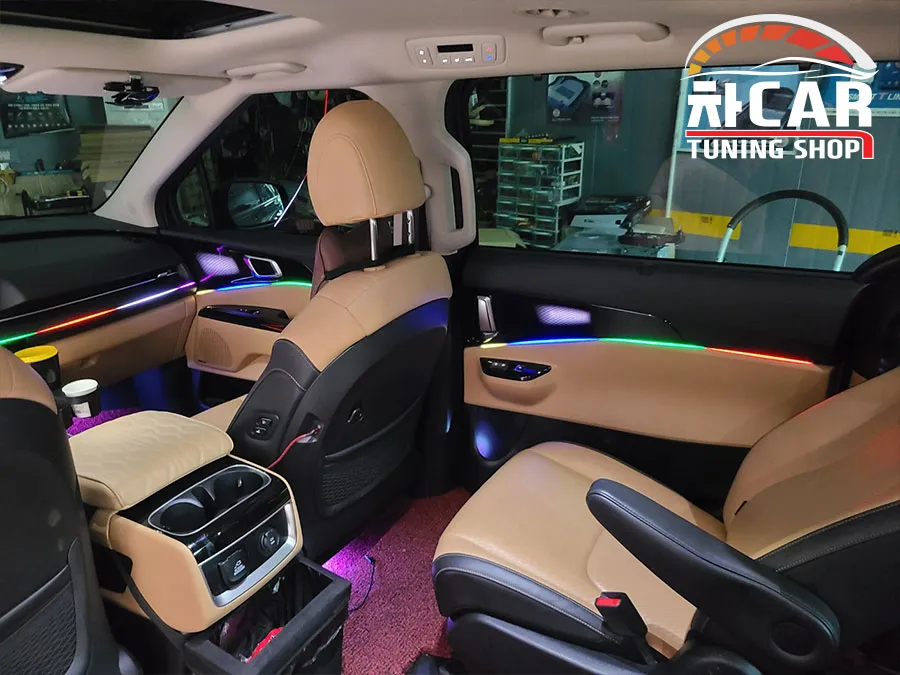 Kia Carnival KA4 ambient lighting - Kia Carnival KA4 Ambient Lighting Review — Enhanced Interior Mood photo 3