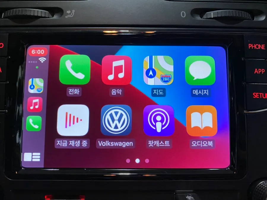 Volkswagen GolfのAndroid Auto・CarPlay取付事例 施工写真 3-1
