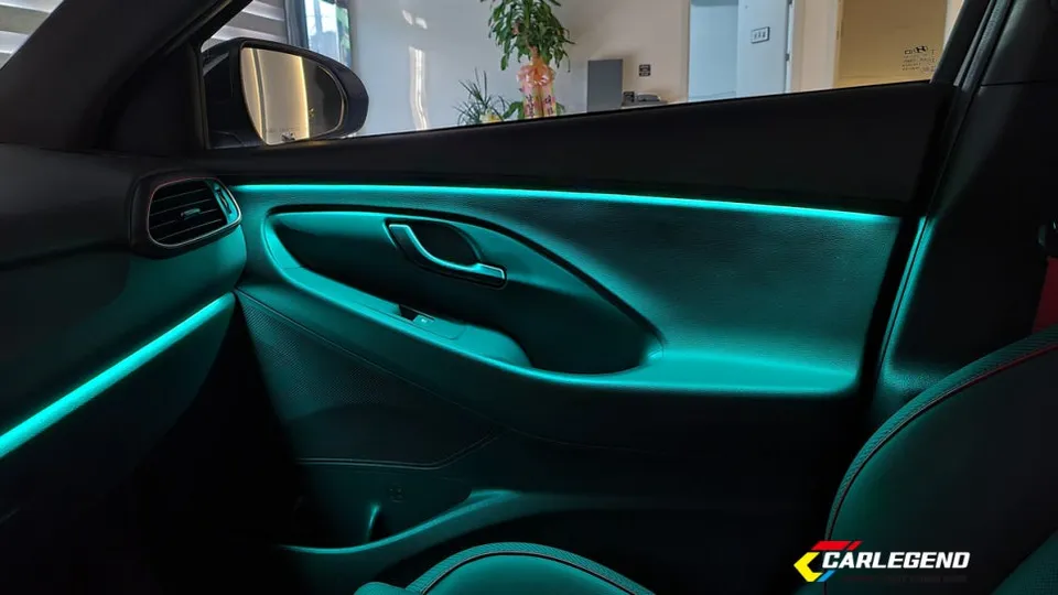 Hyundai i30 ambient lighting - Hyundai i30 Ambient Lighting Review - Enhanced Interior Mood photo 3