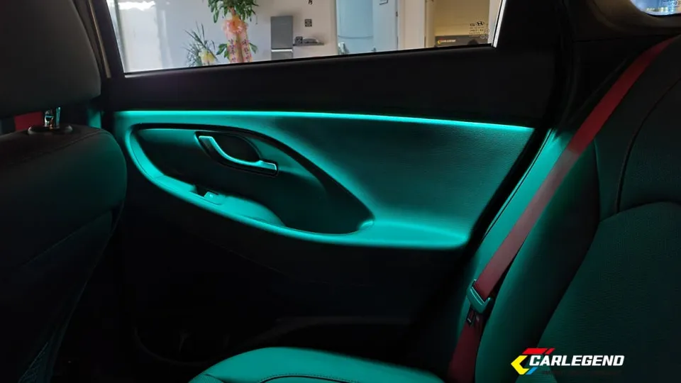 Hyundai i30 ambient lighting - Hyundai i30 Ambient Lighting Review - Enhanced Interior Mood photo 5