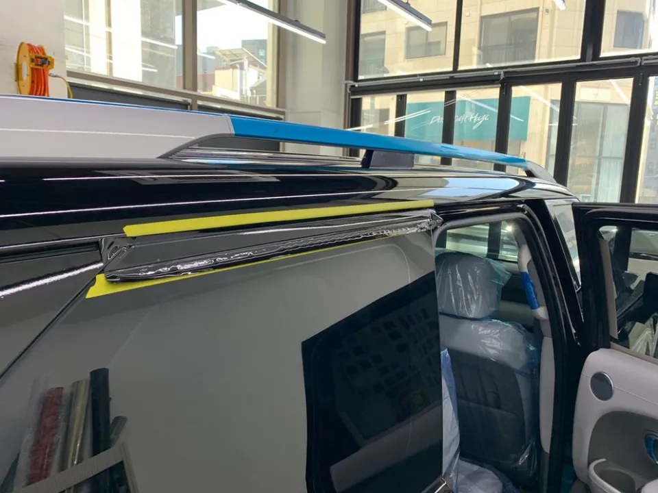 Hyundai Palisade vinyl wrap - Hyundai Palisade Chrome Delete Vinyl Wrap Review photo 4