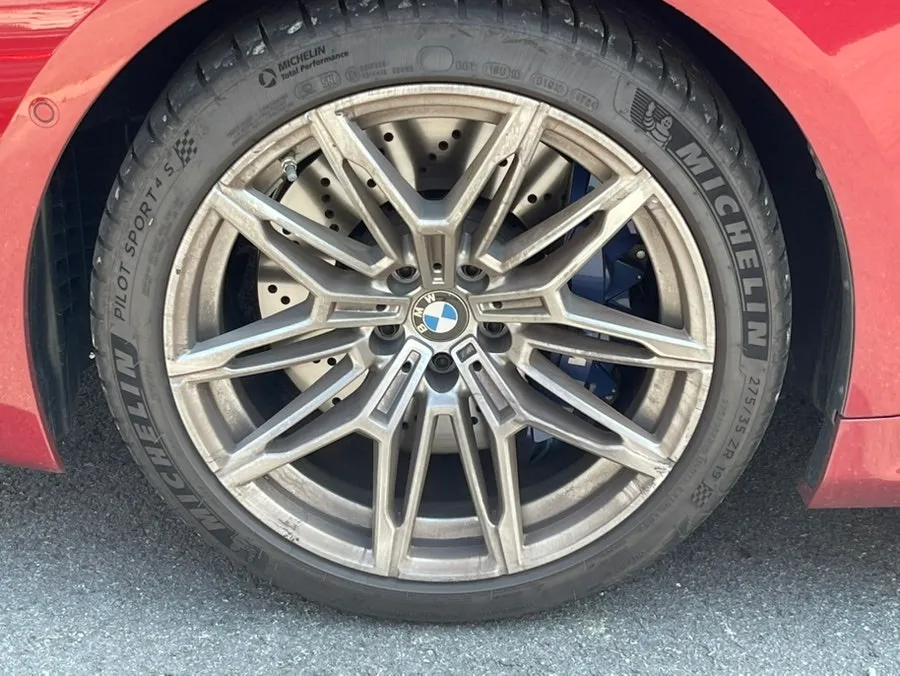 BMW M2 G87 wheel repair - BMW M2 G87 Wheel Repair Review — Gloss Black Wheels & Red Caliper photo 5