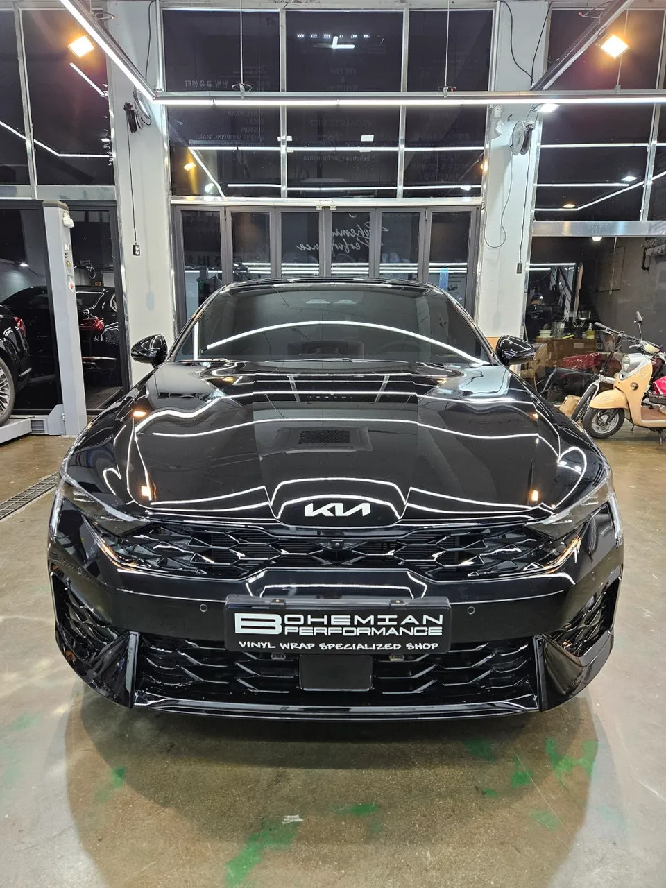 Kia K5 DL3 vinyl wrap installation result