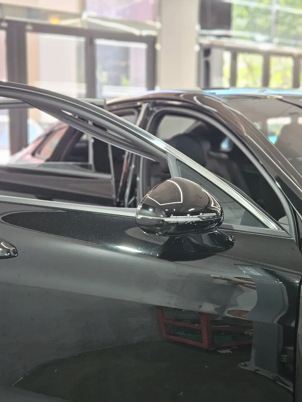 Kia K5 DL3 vinyl wrap - Kia K5 DL3 Chrome Delete Wrap Review photo 3