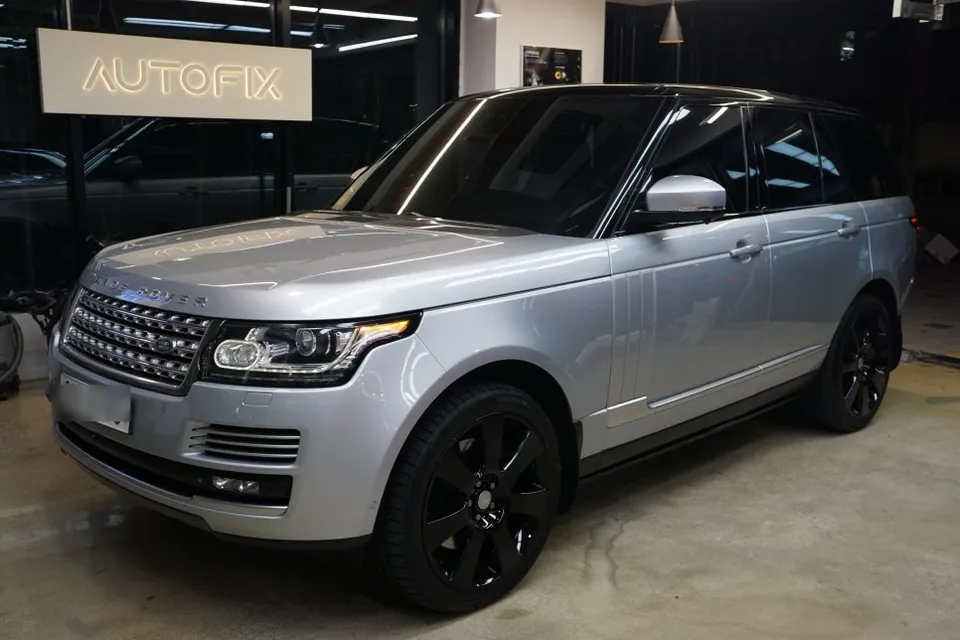 Land Rover Range Rover Vogue surround view camera review
