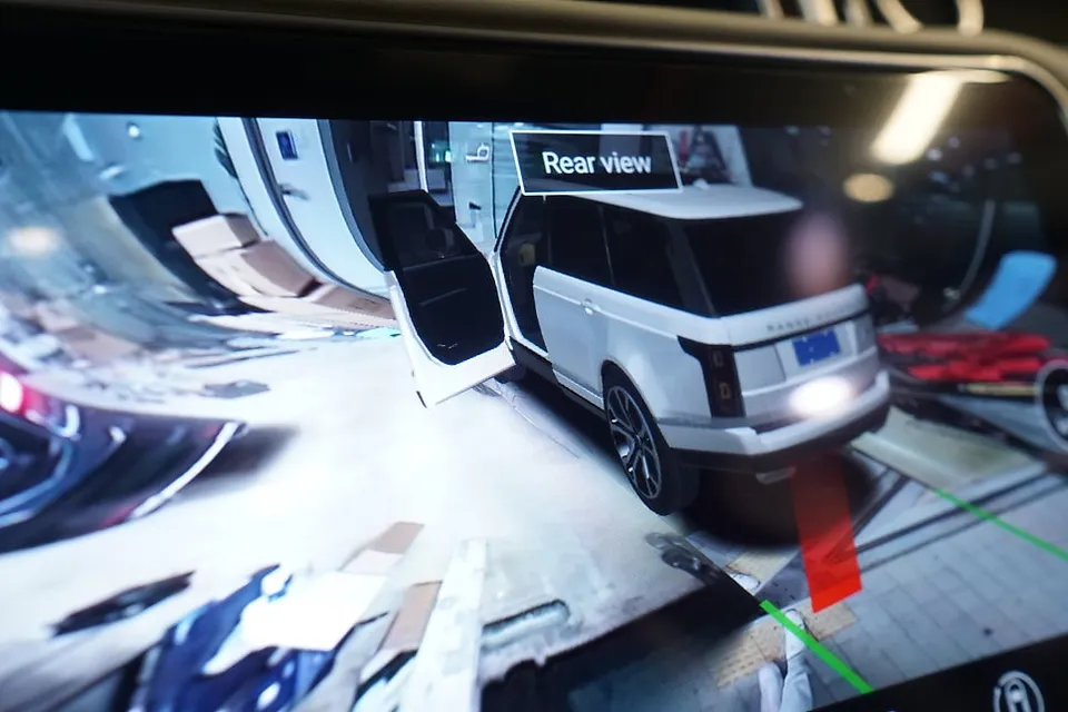 Land Rover Range Rover Vogue surround view camera - Land Rover Range Rover Vogue Surround View Camera Upgrade photo 5