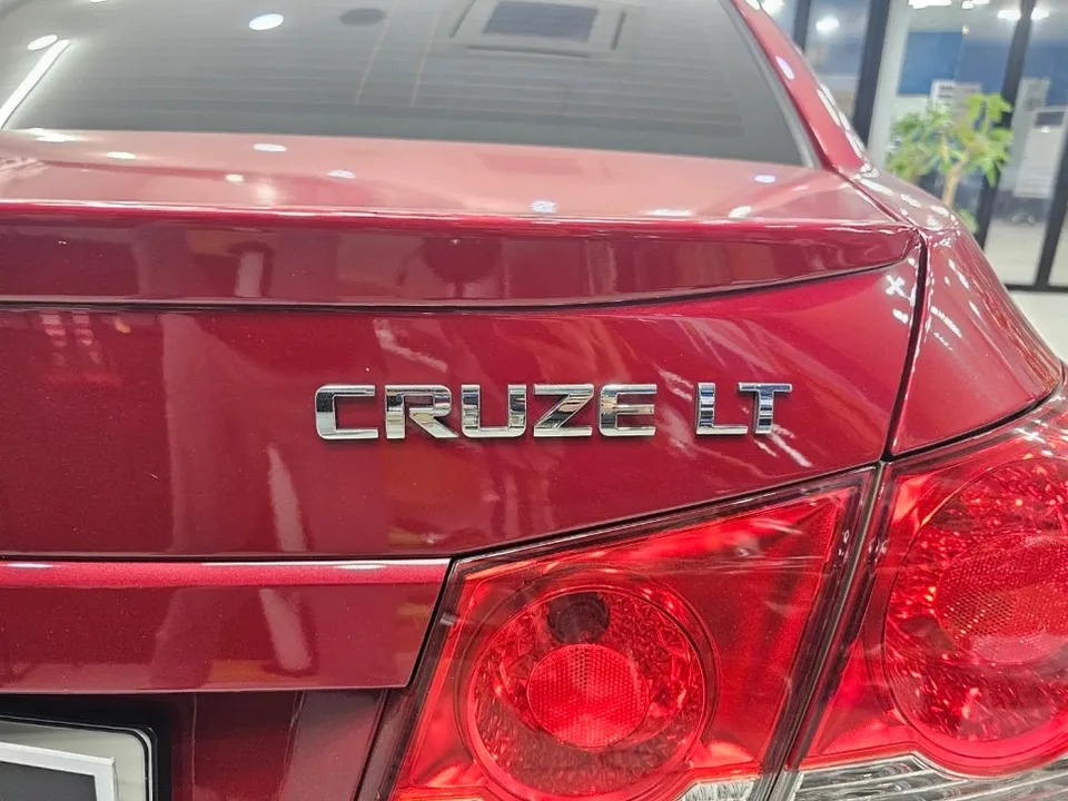 Chevrolet Cruzeのカーラッピング事例|費用目安・仕上がり 施工写真 2-2
