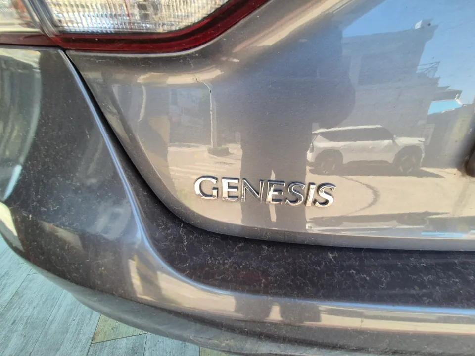 Genesis G80 window tinting installation result