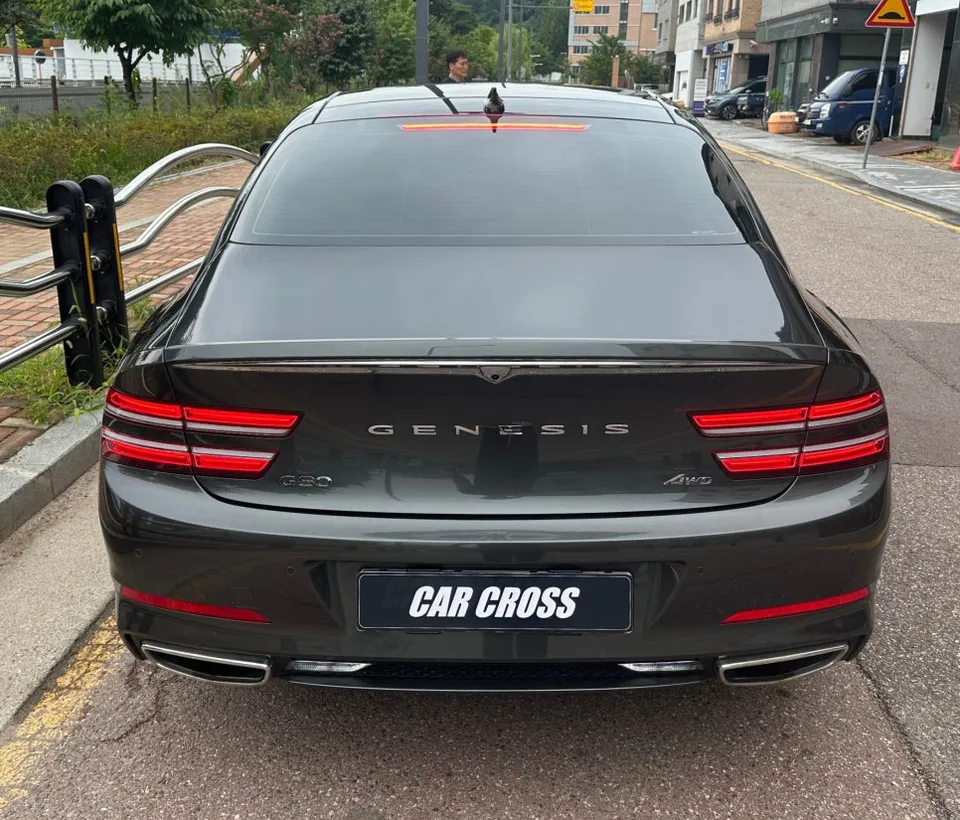 Genesis G80 PPF施工事例｜費用目安と仕上がり 施工写真 3-1