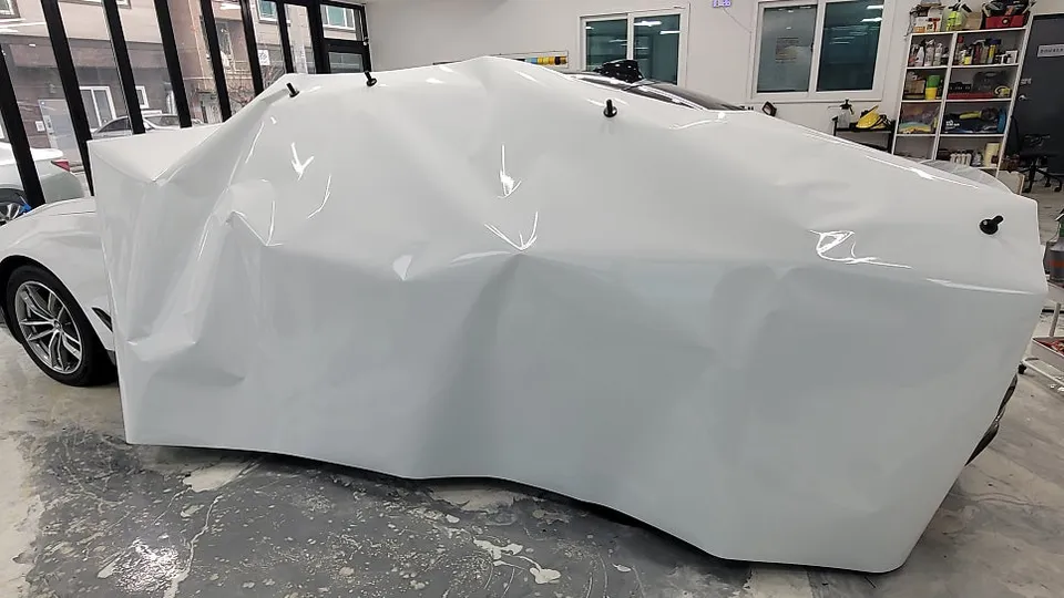 BMW 5 Seriesのカーラッピング事例|費用目安・仕上がり 施工写真 2-3