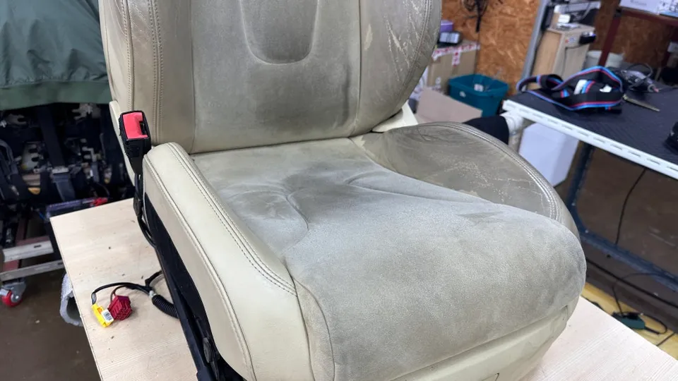 Audi R8 seat ventilation - Audi R8 Seat Climate Upgrade Review — Cost & Results photo 5