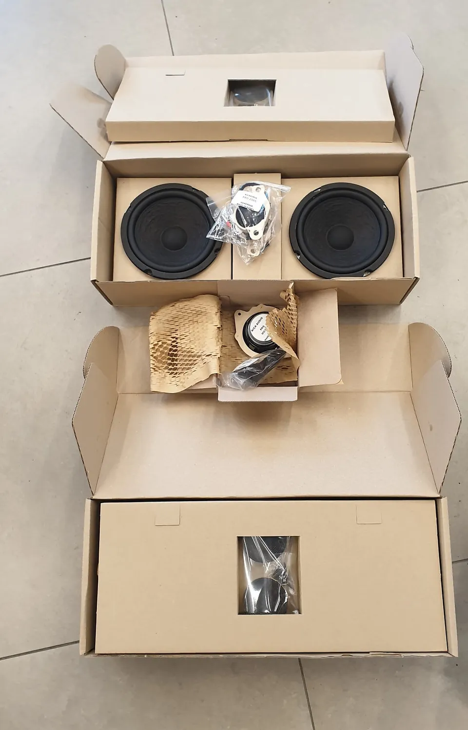 Hyundai Elantra CN7 car audio - Hyundai Elantra CN7 Speaker Upgrade Review photo 3
