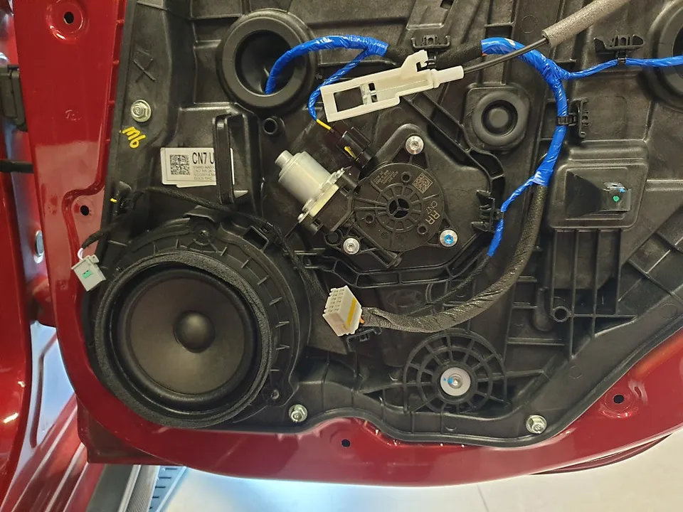 Hyundai Elantra CN7 car audio - Hyundai Elantra CN7 Speaker Upgrade Review photo 4