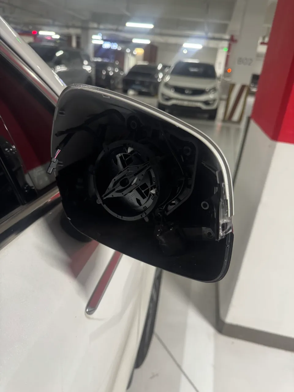 Kia Sorento body repair - Kia Sorento Side Mirror Repair & Painting Review photo 6