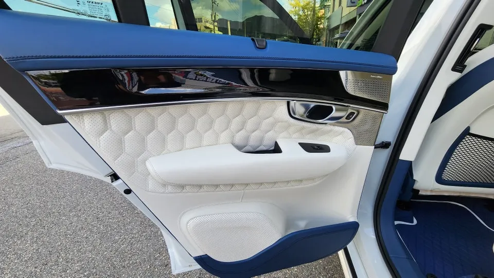 Volvo XC90 interior customization - Volvo XC90 Interior Customization Review & Cost photo 5