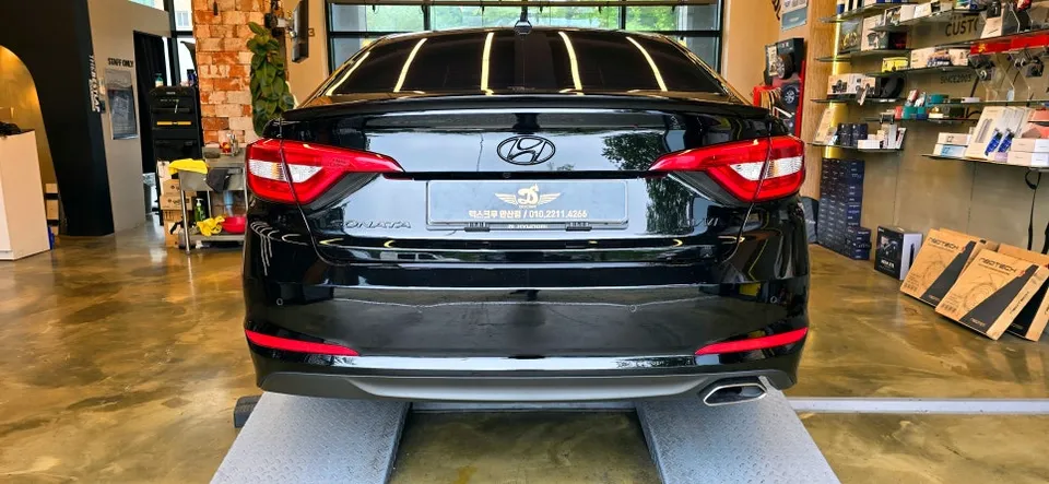 Hyundai Sonata LF body kit - Hyundai Sonata LF Body Kit Installation Review photo 2