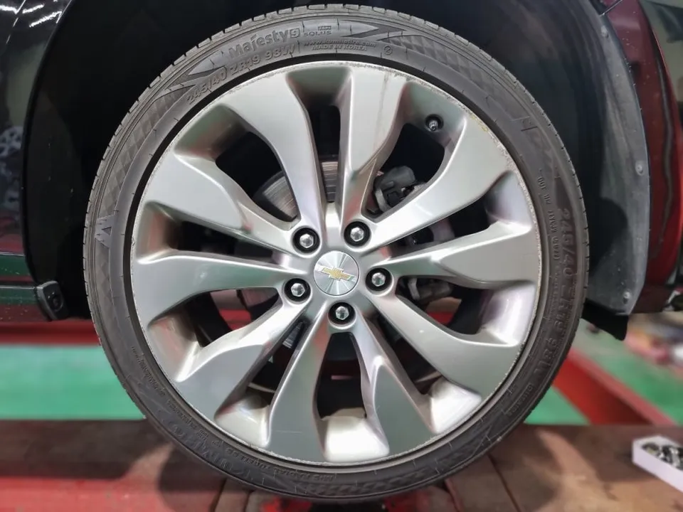 Chevrolet Malibuのホイールリペア・塗装事例 施工写真 1-2