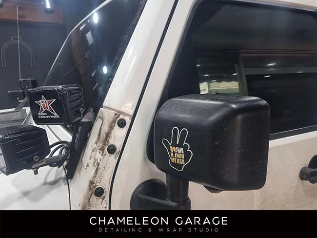 Jeep Wrangler Rubiconのカーラッピング事例|費用目安・仕上がり 施工写真 1-2