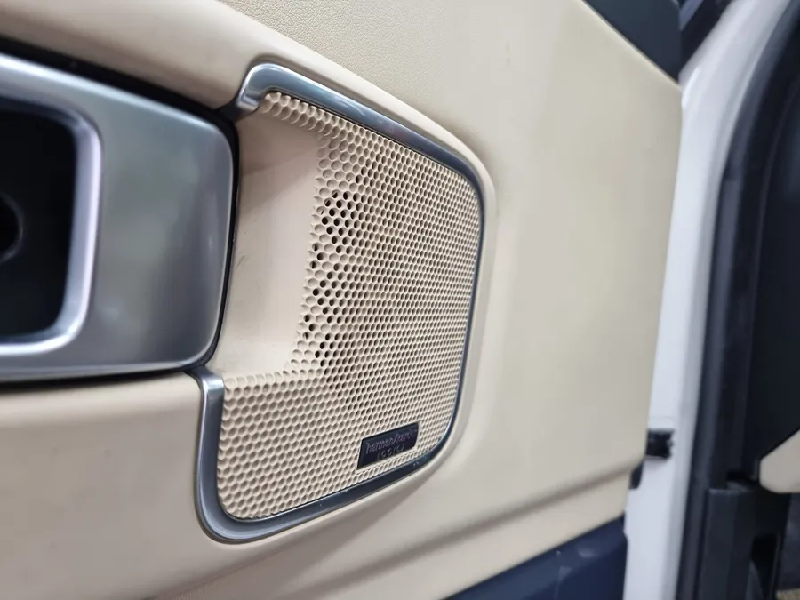 Land Rover Range Rover car audio - Land Rover Range Rover Car Audio Upgrade Review photo 3