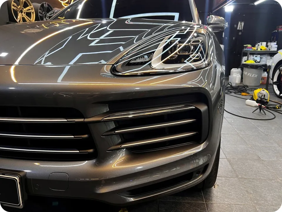 Porsche Cayenne PPF施工事例|費用目安・仕上がり 施工写真 3-1
