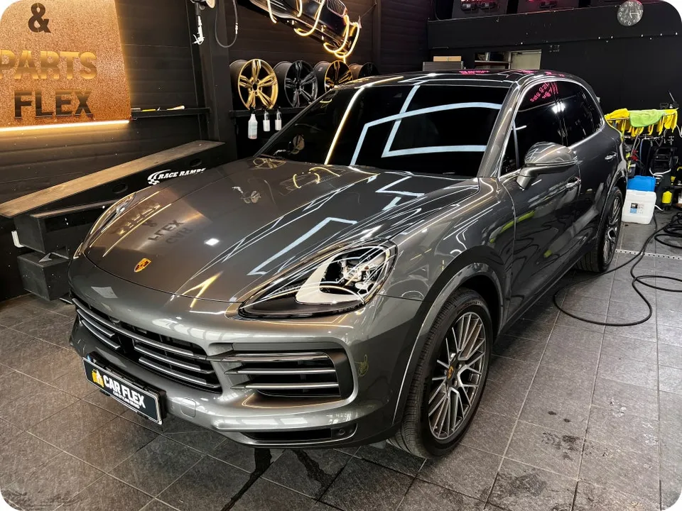Porsche Cayenne PPF施工事例|費用目安・仕上がり 施工写真 2-2
