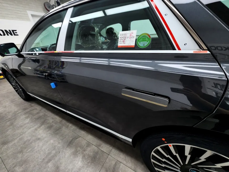 BMW X7のドラレコ取付事例|韓国での施工参考 施工写真 1-3