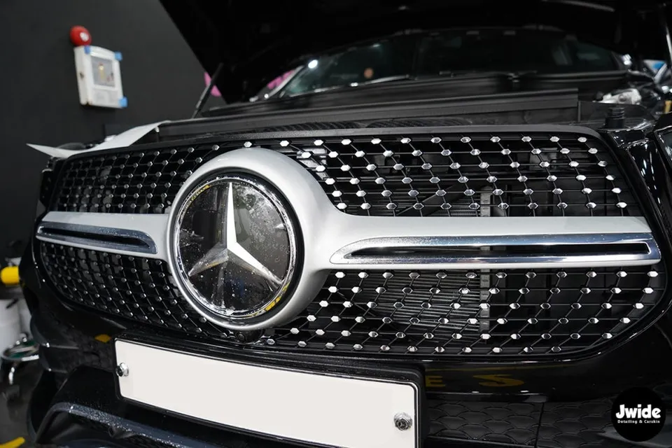 Mercedes-Benz GLE 450のPPF施工事例 施工写真 4-2