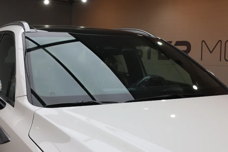 Kia Sorentoのカーフィルム施工事例|費用目安・仕上がり 施工写真 2-1