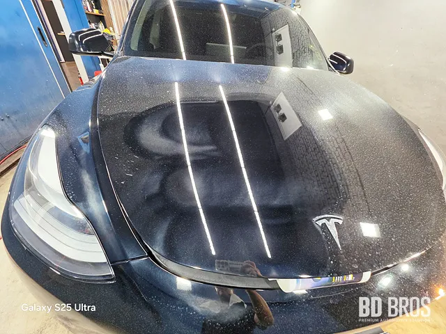 Tesla Model Yのガラスコーティング事例 施工写真 6