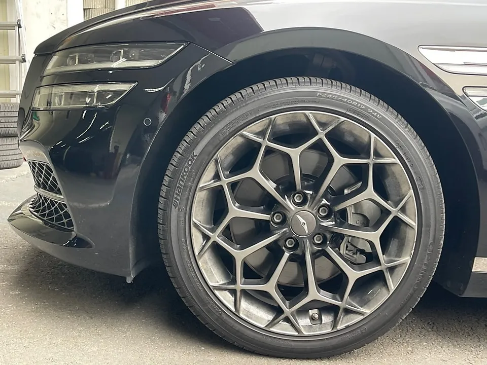 Genesis G80 RG3 wheel repair - Genesis G80 RG3 Wheel Repair Review — Sputtering Restoration photo 5