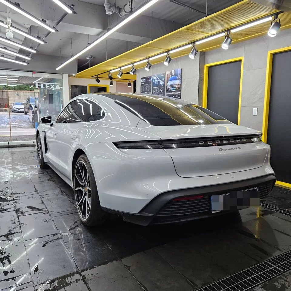 Porsche Taycan vinyl wrap - Porsche Taycan Vinyl Wrap Review: High Gloss Pink photo 4