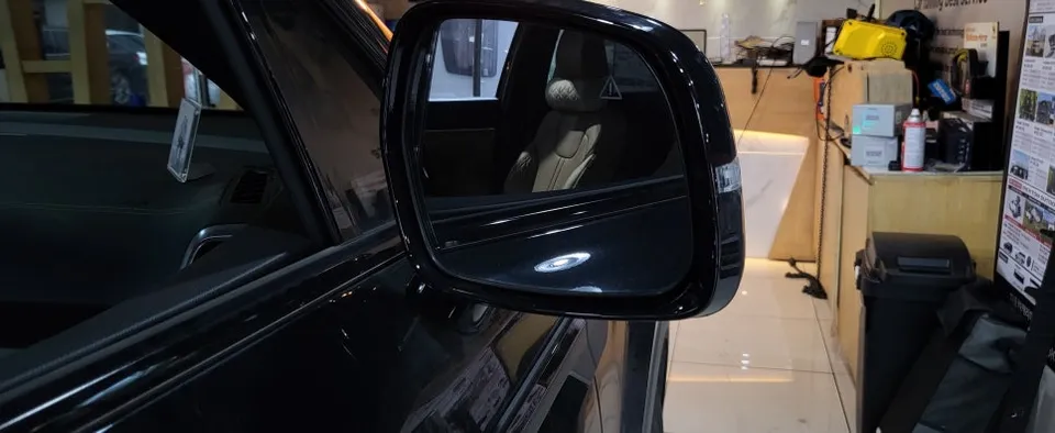 Kia Sorento MQ4 oem options - Kia Sorento MQ4 Oem Options Installation Review — Cost photo 3