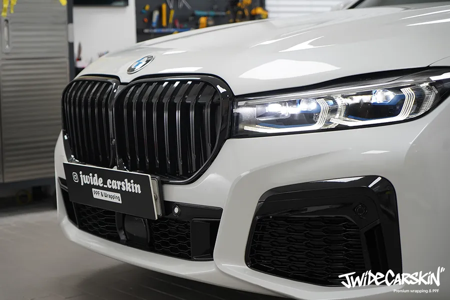 BMW 730LD vinyl wrap - BMW 730LD Vinyl Wrap Review — Sporty Chrome Delete photo 5