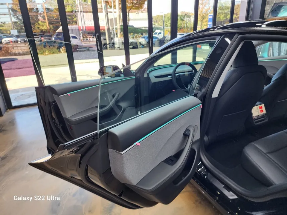 Tesla Model 3 PPF施工事例｜費用目安と仕上がり 施工写真 2-2