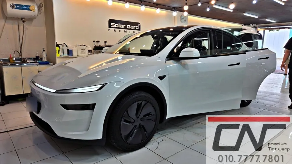 Tesla Model Yのカーフィルム施工事例｜費用目安・仕上がり 写真