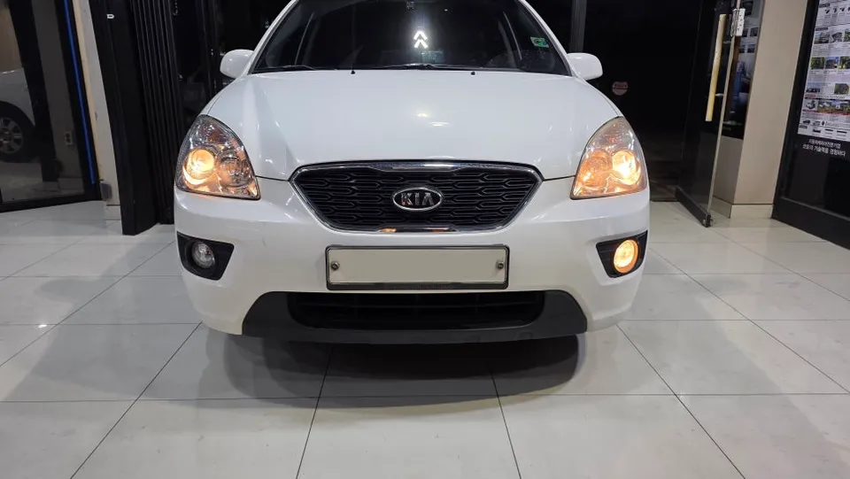 Kia Carens lighting upgrade - Kia Carens Lighting Upgrade Review: Cost & Results photo 2