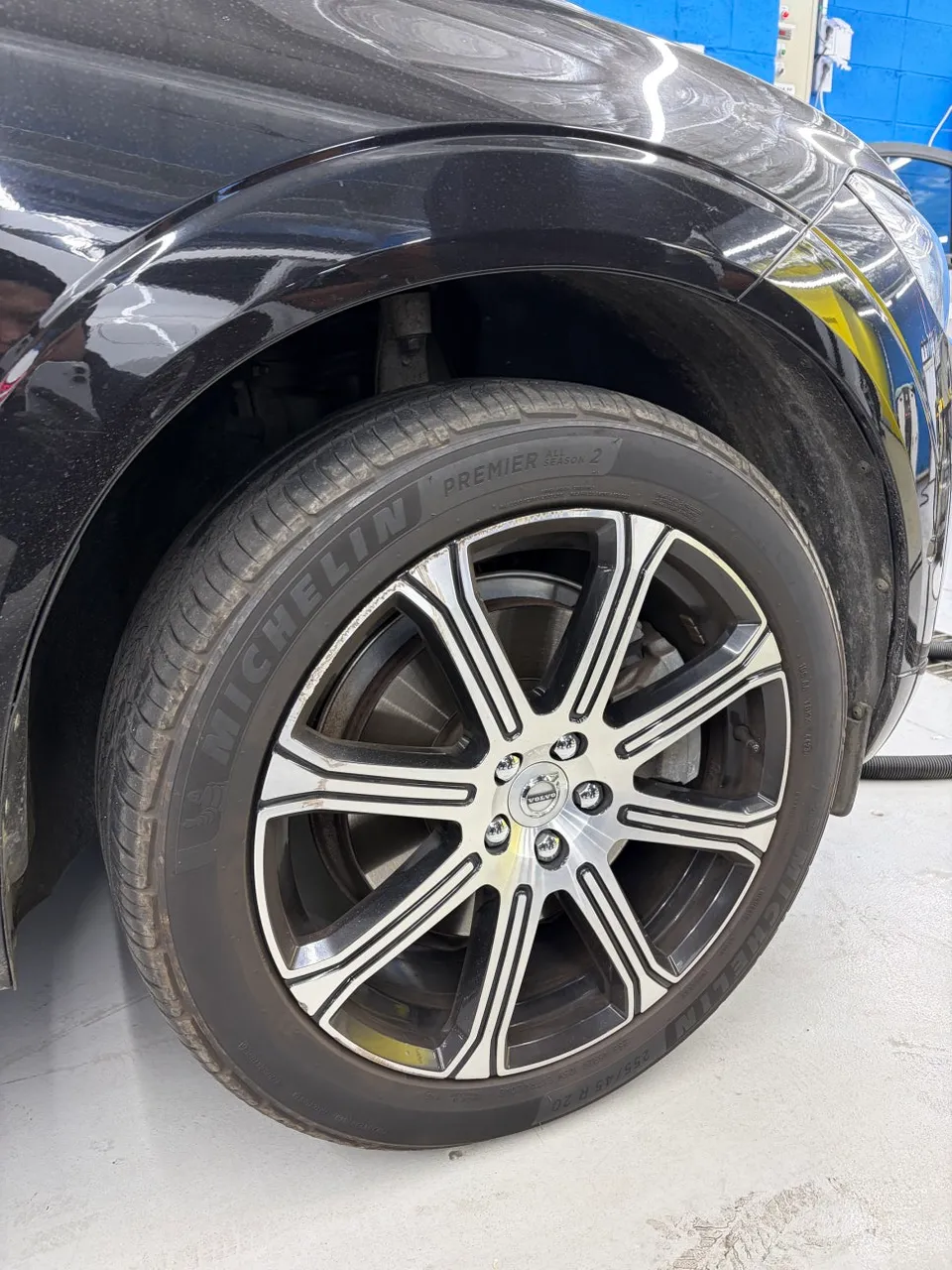 Volvo XC60 other - Volvo XC60 Car Service Review - Expert Detailing photo 4