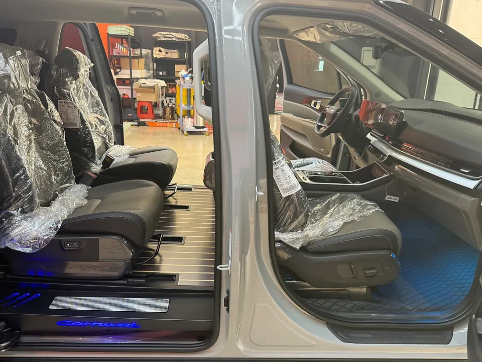 Kia Carnival window tinting - Kia Carnival Window Tinting Review: Cost & Heat Rejection photo 3