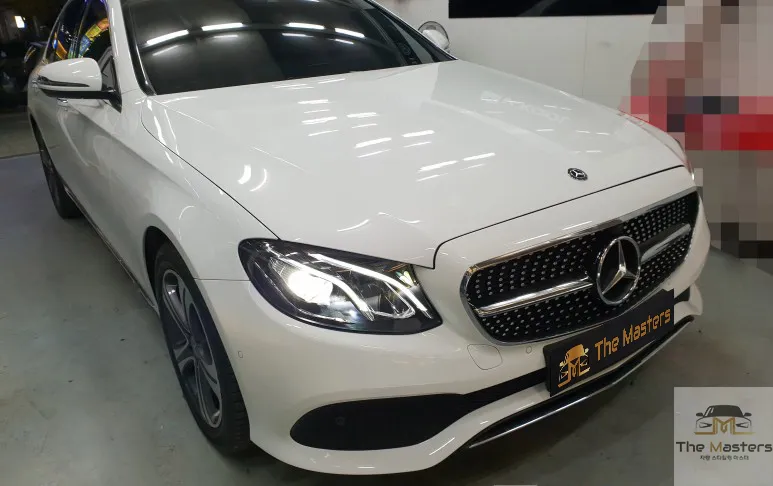 Mercedes-Benz E-Class W213 body kit installation result
