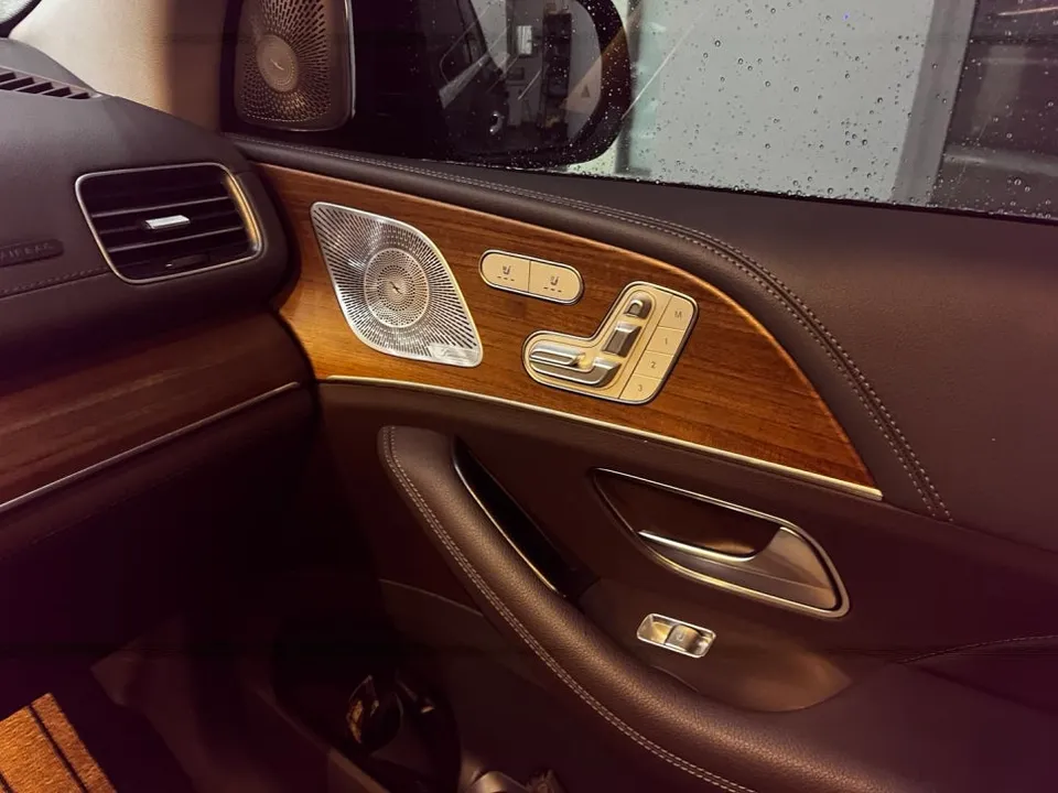 Mercedes-Benz GLE 450 vinyl wrap - Mercedes-Benz GLE 450 Vinyl Wrap Review: Brushed Black Upgrade photo 4