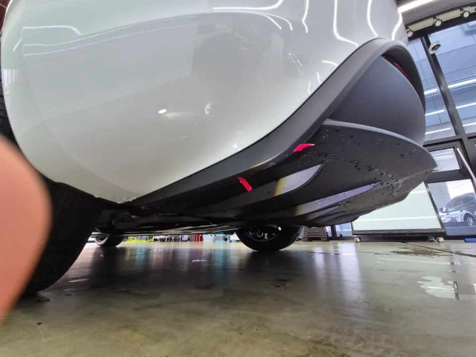 Tesla Model 3 PPF施工事例｜費用目安と仕上がり 施工写真 1-2