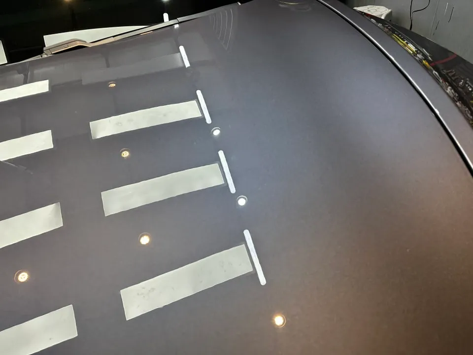 Tesla Model 3のガラスコーティング事例：韓国での施工と仕上がり 施工写真 3-3
