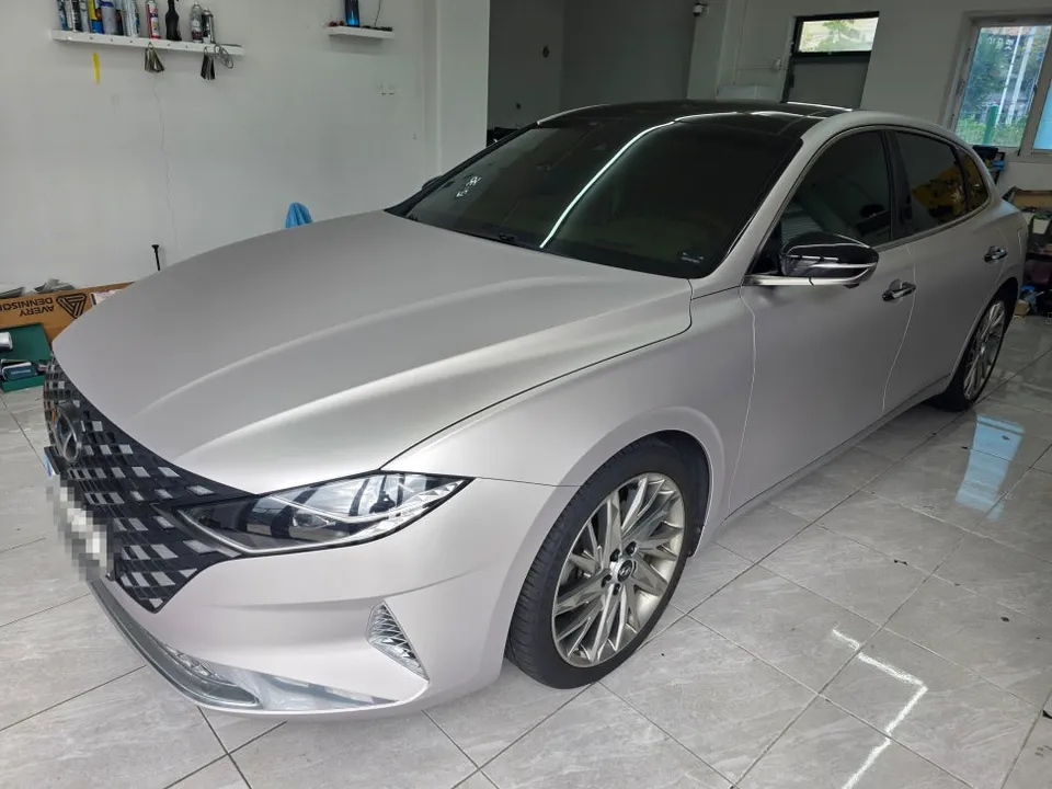Hyundai Grandeur IGのカーラッピング事例｜費用目安・仕上がり 施工写真 3-3