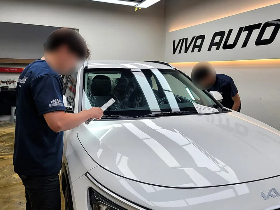 Kia Niro Hybridのカーフィルム施工事例|費用目安と仕上がり 施工写真 1-1