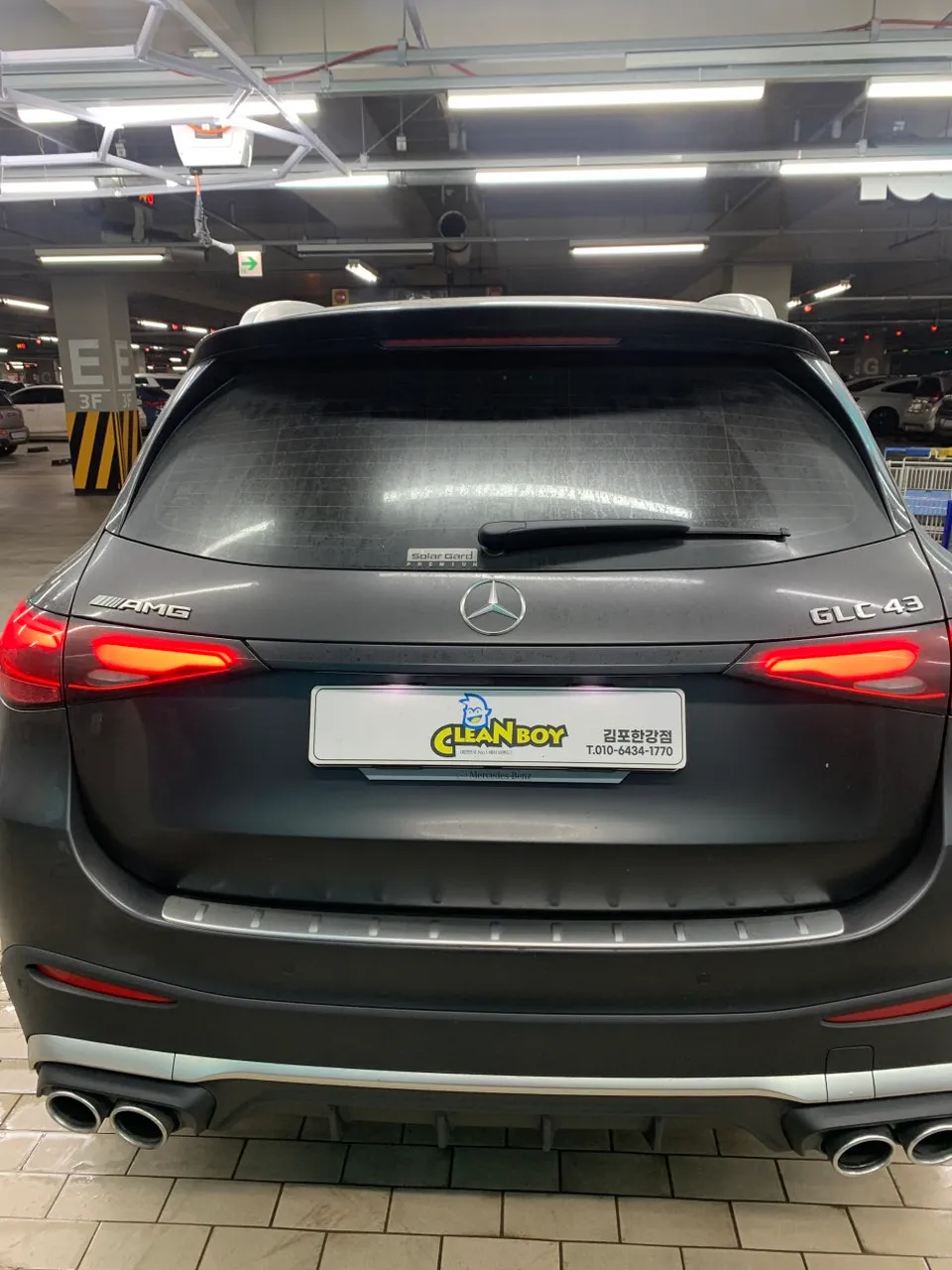 Mercedes-Benz GLCのガラスコーティング事例|韓国での施工参考 施工写真 2-2