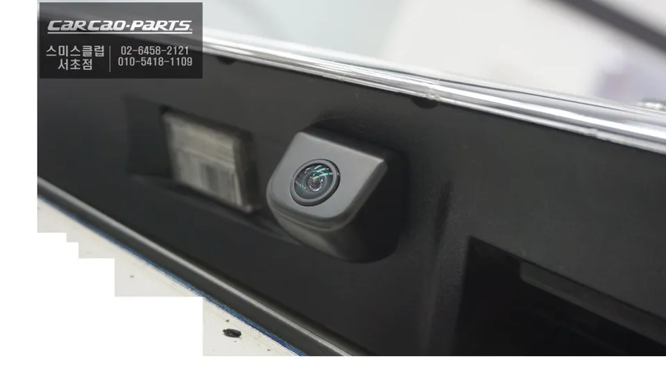 Mercedes-Benz E-Class W213のAndroid Auto・CarPlay取付事例 施工写真 1-2