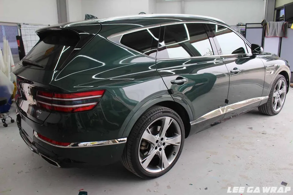 Genesis GV80 vinyl wrap - Genesis GV80 Vinyl Wrap Review: Brooklyn Gray Color Change photo 3